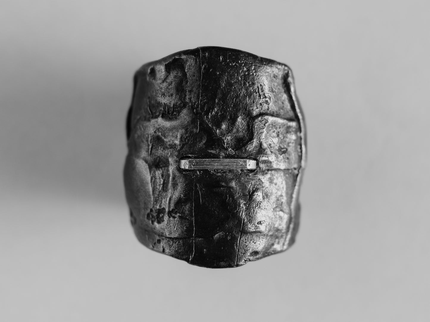 KNUCKLED